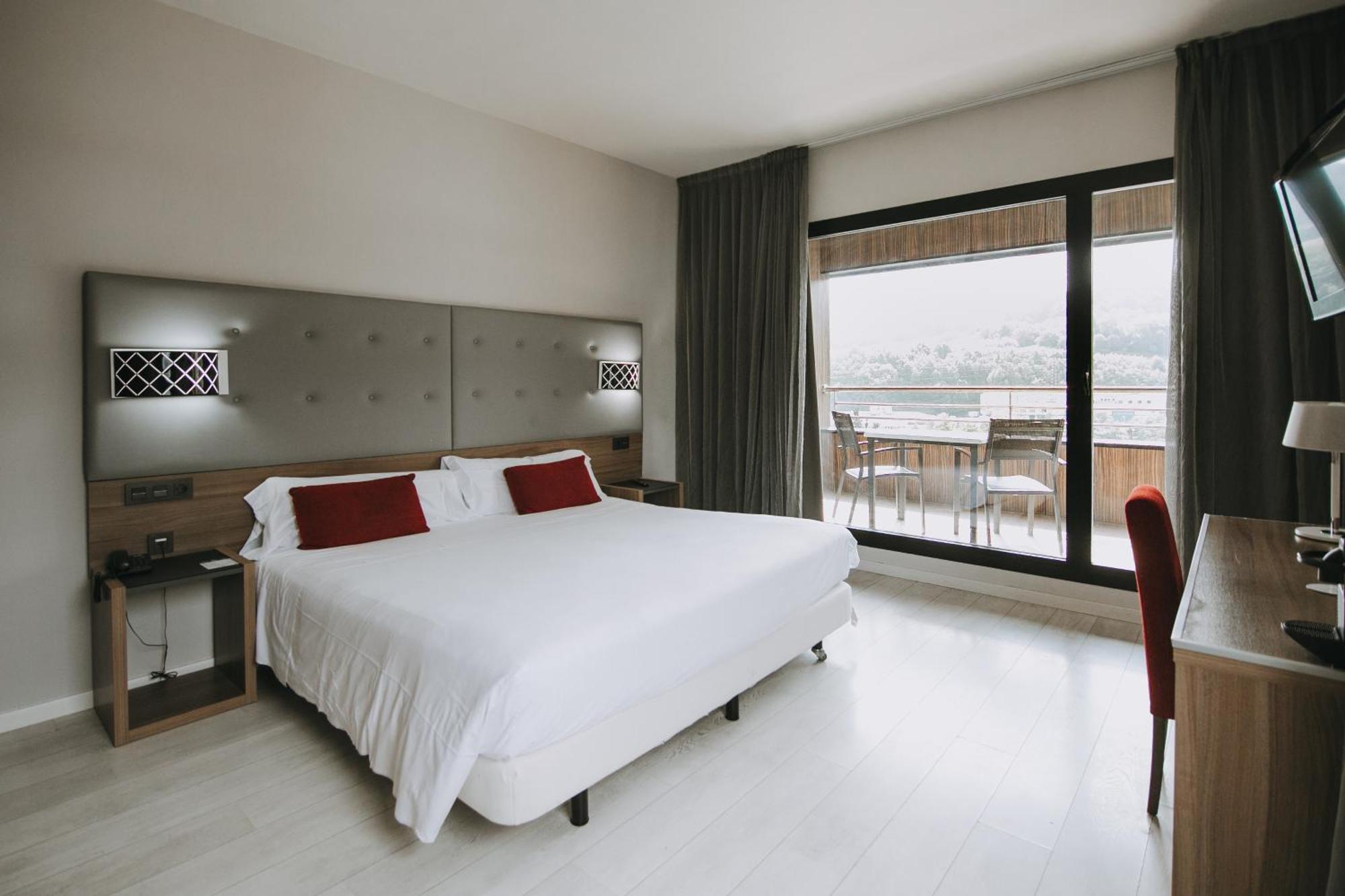 Hotel K10 Urnieta Dış mekan fotoğraf